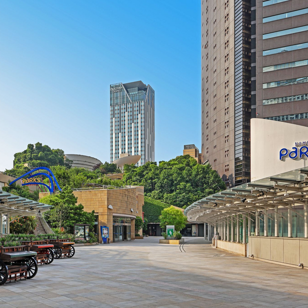 Aussenansicht, Centara Grand Hotel, Osaka, Japan