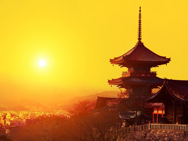 Sonnenaufgang Kiyomizu-dera Tempel, Kyoto, Japan Reise