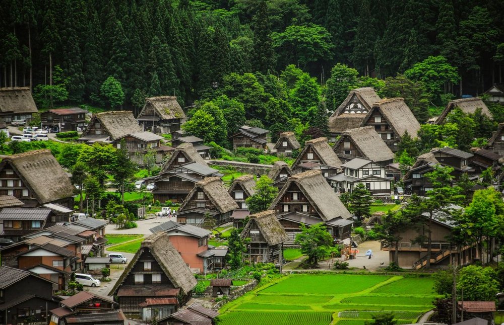 Traditionelle Häuser in Shirakawago, Japan Reise